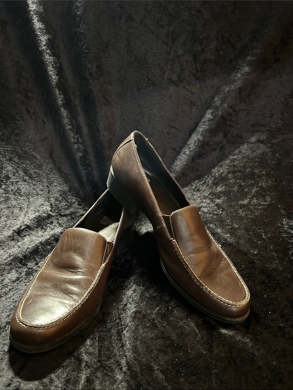 Mootsie Tootsie - Woman’s Classic Brown Leather Slip-On Loafers